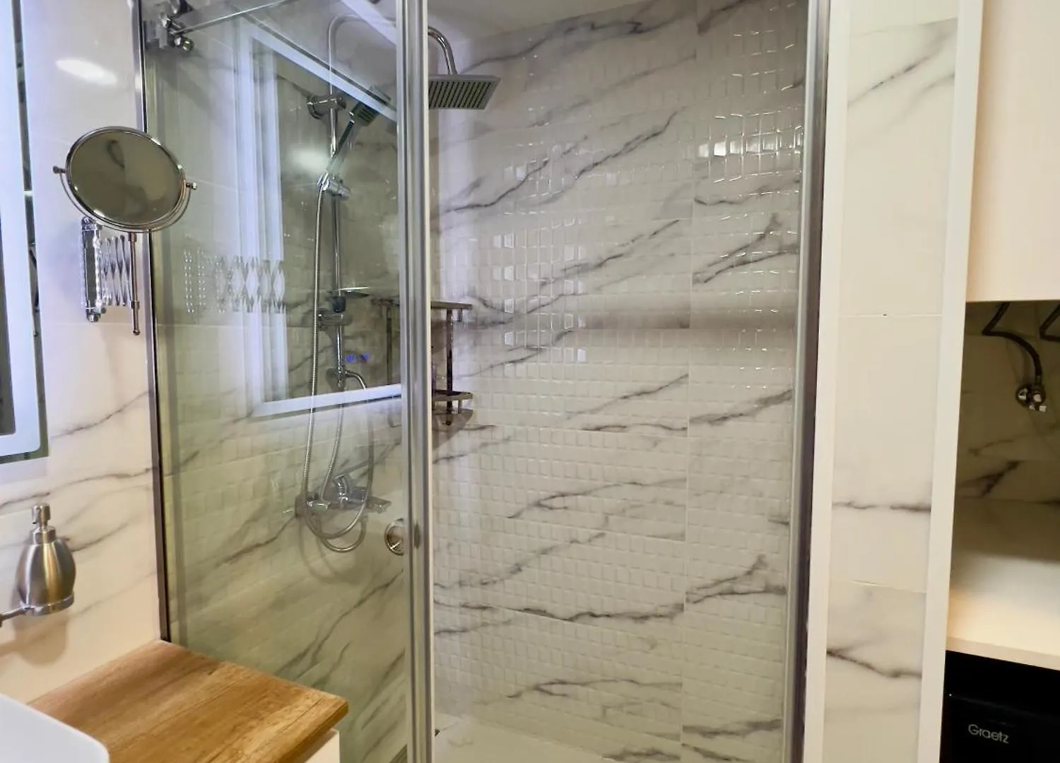 Апартаменты Студия С Видом На Море И Аллею Героев В Alliance Batumi Apartment