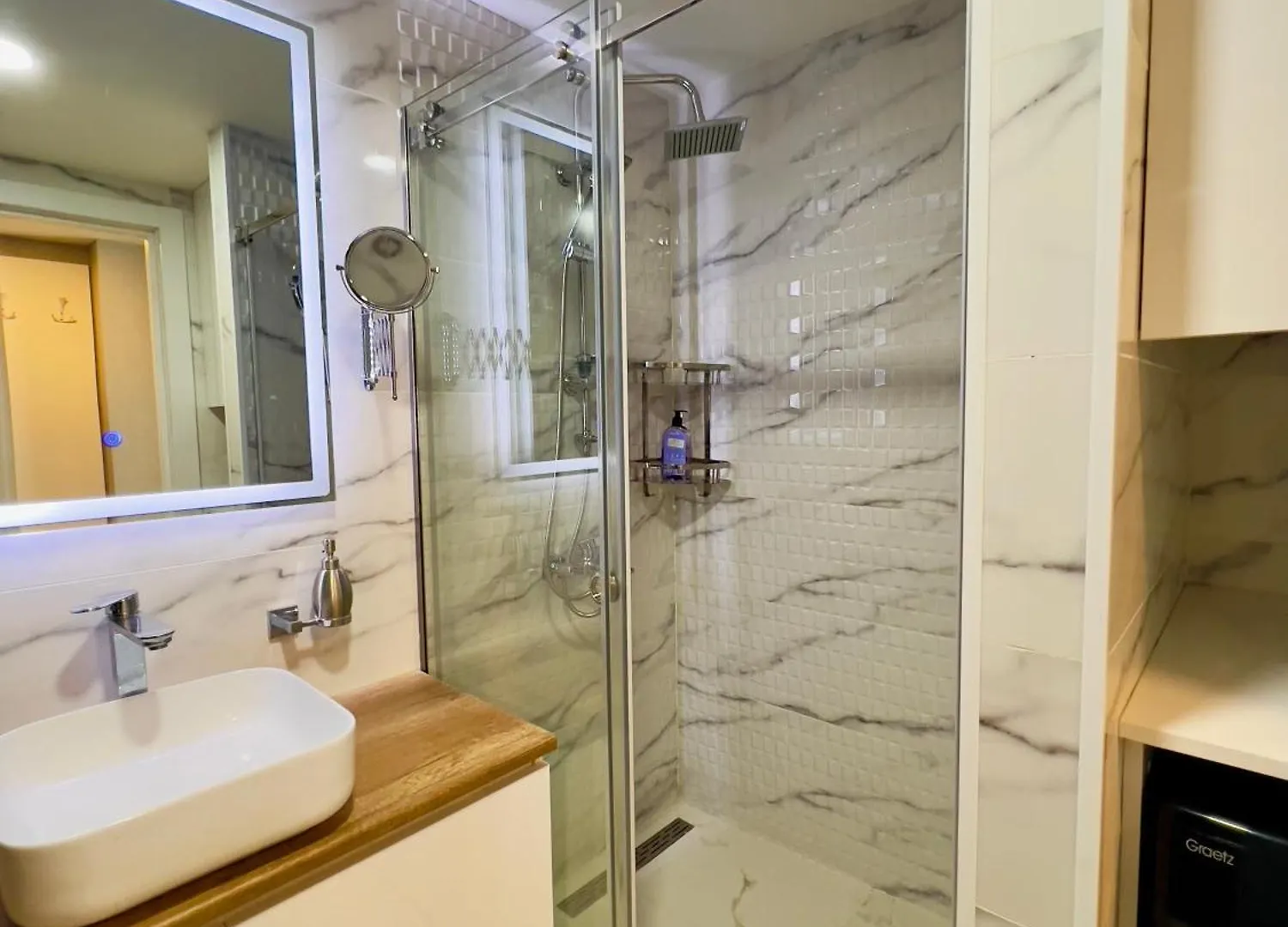 Apartment Апартаменты Студия С Видом На Море И Аллею Героев В Alliance Batumi Georgia