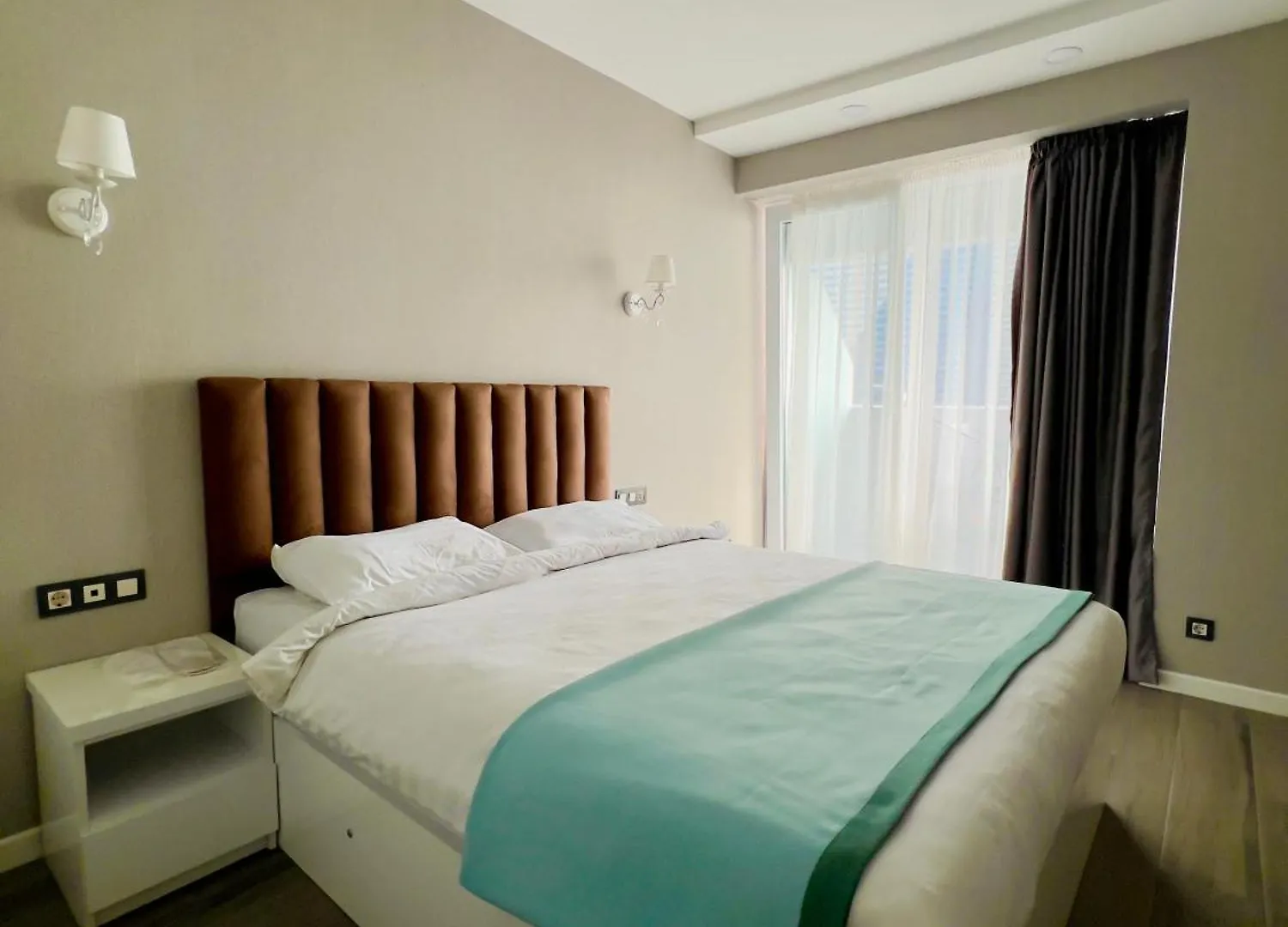 Апартаменты Студия С Видом На Море И Аллею Героев В Alliance Batumi Apartment