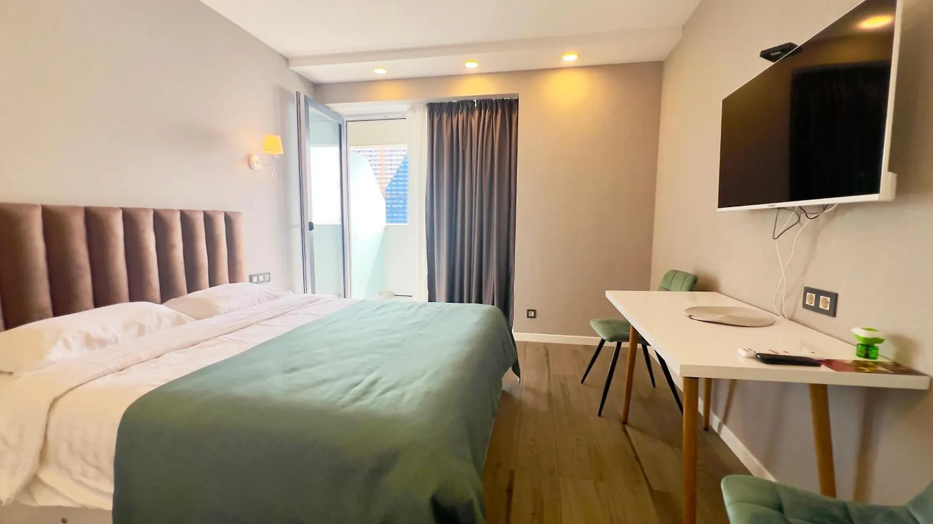 Apartment Апартаменты Студия С Видом На Море И Аллею Героев В Alliance Batumi